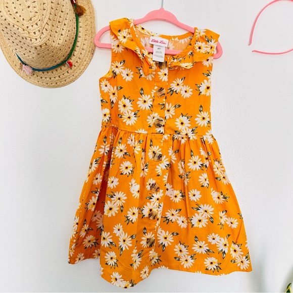 ๐๐๐Bundle of girlโs 3 dresses size 4, used in perfect condition - Picture 4 of 17